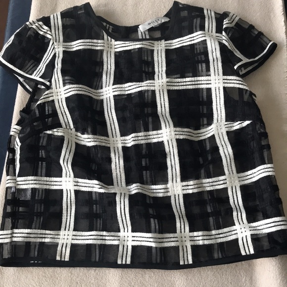 Milly Top - Picture 4 of 4